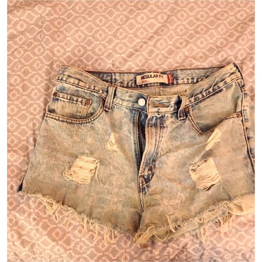 Levi’s cut off jean shorts, distressed.